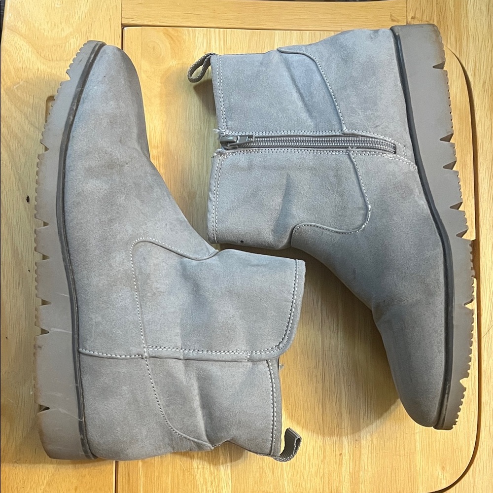 Kelly & Katie Gray Ankle Boots
